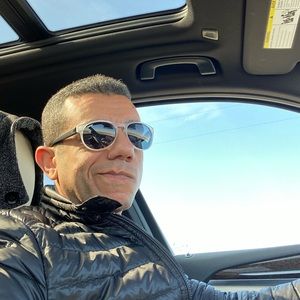 Meet your Posher, Yasser